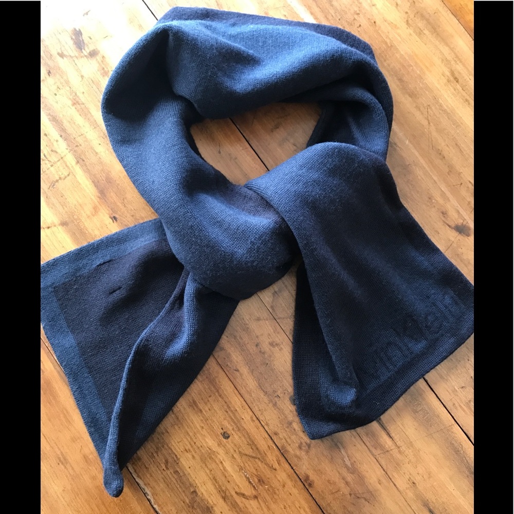 Calvin Klein scarf